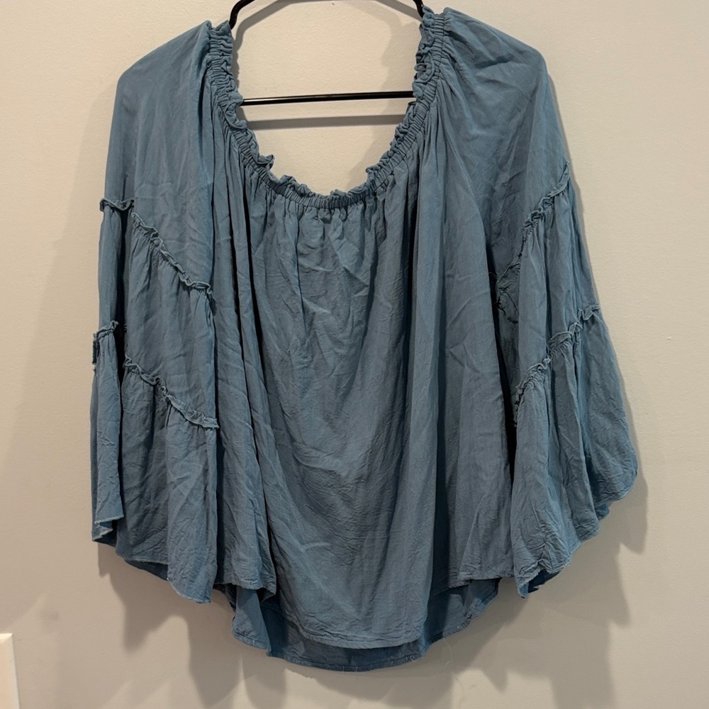 Women's Blue Ruffled Top - Picture 3 of 3
